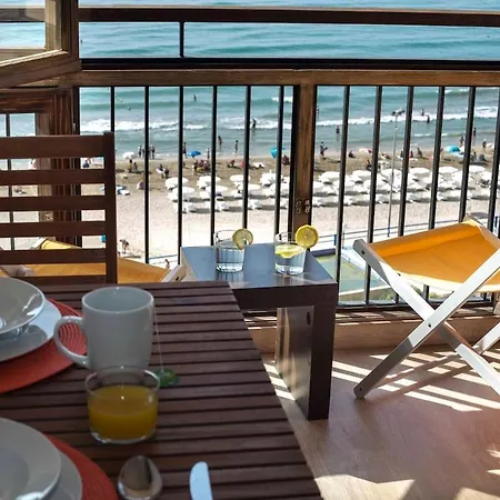 Front-awesome Seaviews-aa-wifi *